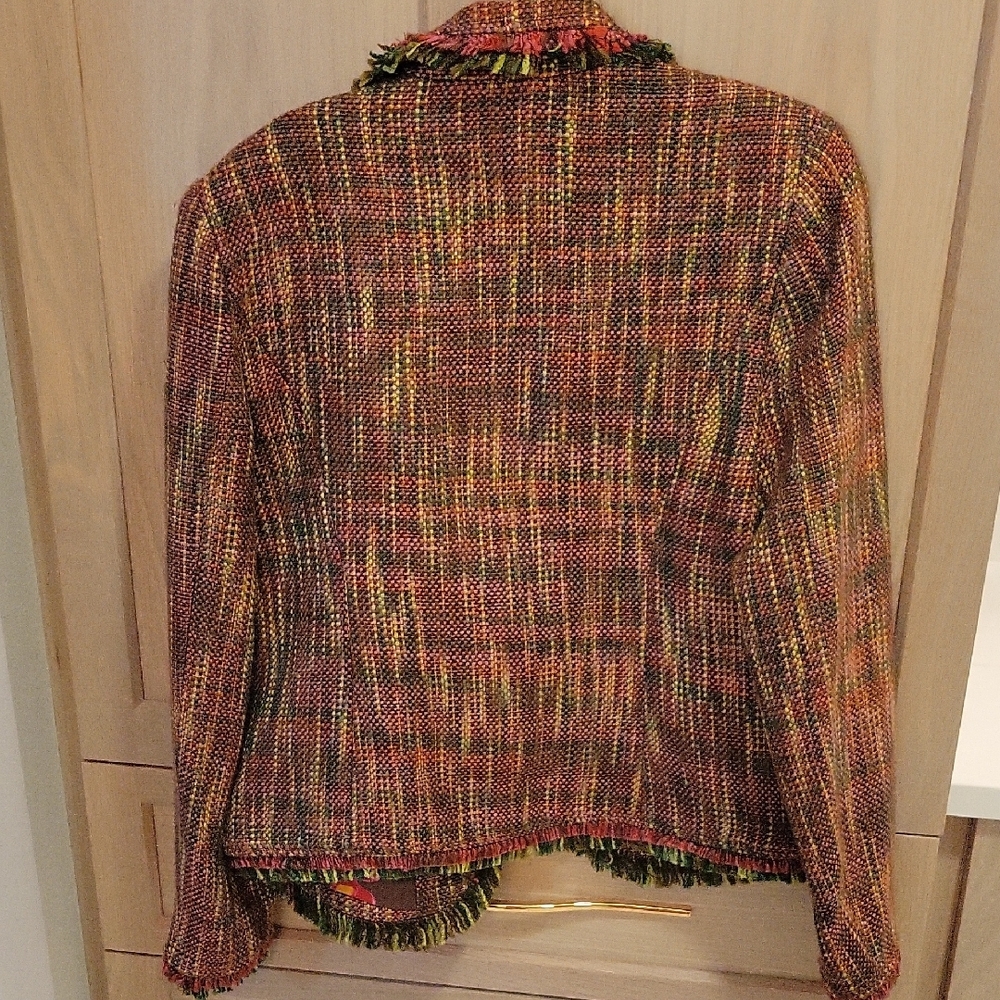 Women's Floral Embroidered Blazer - Picture 3 of 3